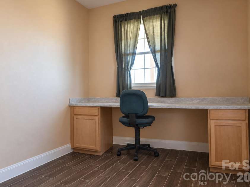 4128 Icard Ridge Road, Hickory, NC 28601.  MLS# CAR4430329, YatesRealty ID 56700. Office