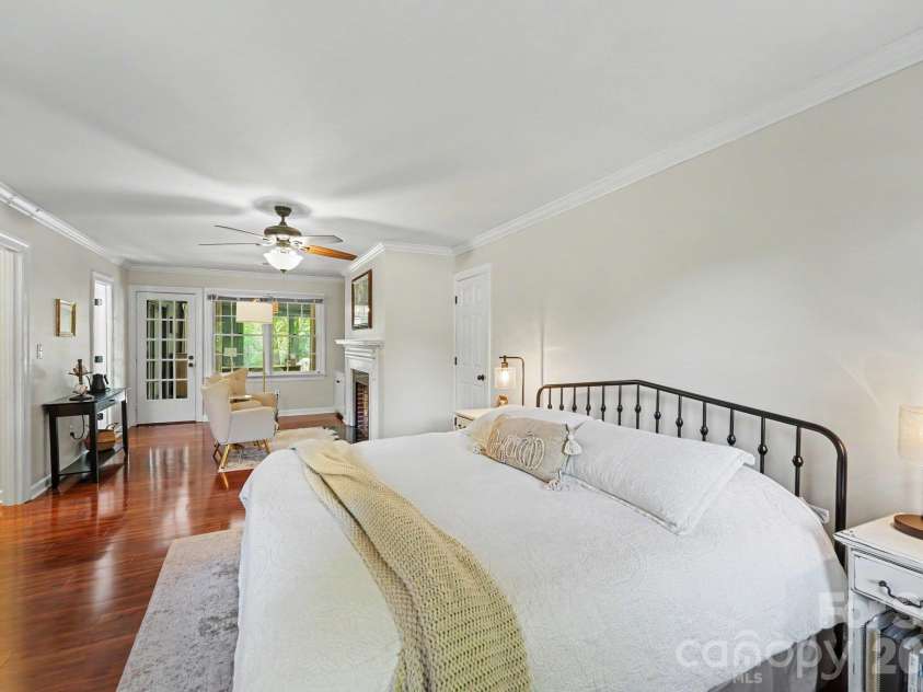 607 Anderson Avenue, Salisbury, NC 28144.  MLS# CAR4429021, YatesRealty ID 56703. 