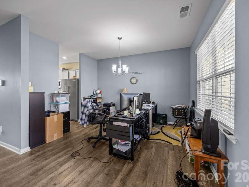 9839 Oak Barrel Lane, Charlotte, NC 28215.  MLS# CAR4342887, YatesRealty ID 5671. 