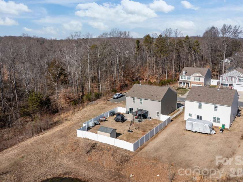 9839 Oak Barrel Lane, Charlotte, NC 28215.  MLS# CAR4342887, YatesRealty ID 5671. 