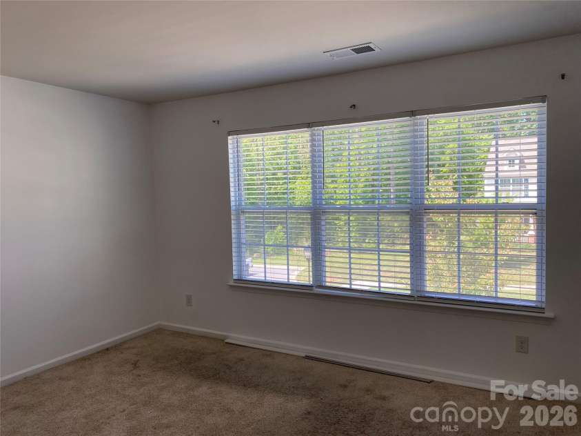 9839 Oak Barrel Lane, Charlotte, NC 28215.  MLS# CAR4342887, YatesRealty ID 5671. 