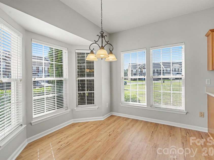 4083 Holly Villa Circle, Indian Trail, NC 28079.  MLS# CAR4434442, YatesRealty ID 56712. Eat-in Kitchen with tons of natural light