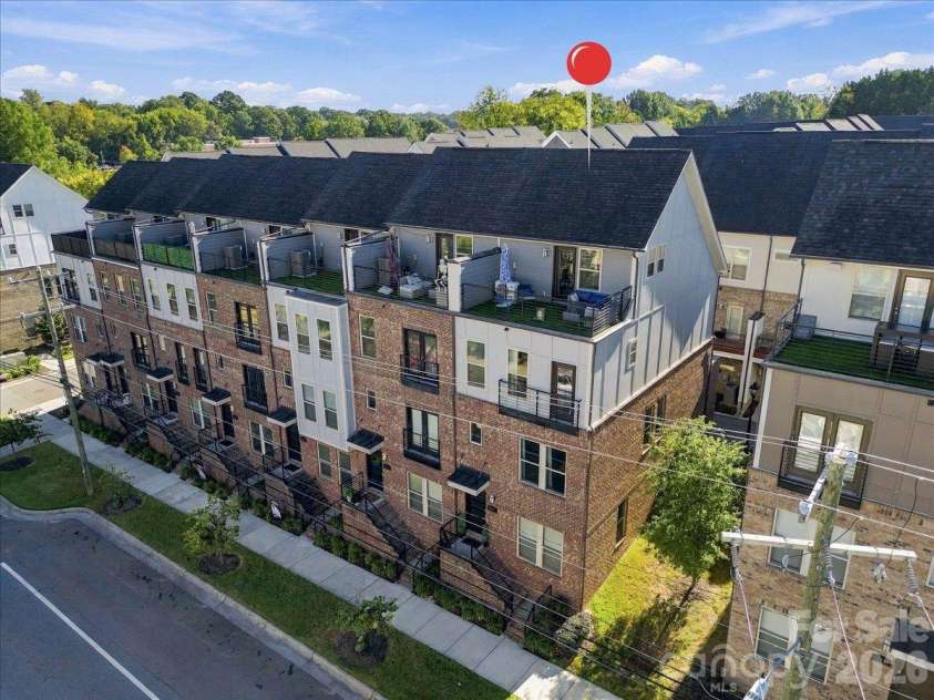 12107 Brooklyn Avenue, Charlotte, NC 28204.  MLS# CAR4434889, YatesRealty ID 56717. 
