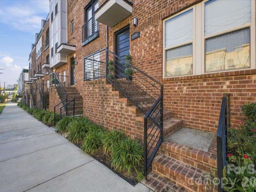 12107 Brooklyn Avenue, Charlotte, NC 28204.  MLS# CAR4434889, YatesRealty ID 56717. 