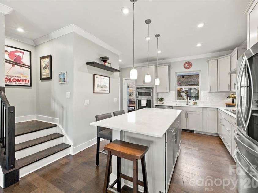 12107 Brooklyn Avenue, Charlotte, NC 28204.  MLS# CAR4434889, YatesRealty ID 56717. 