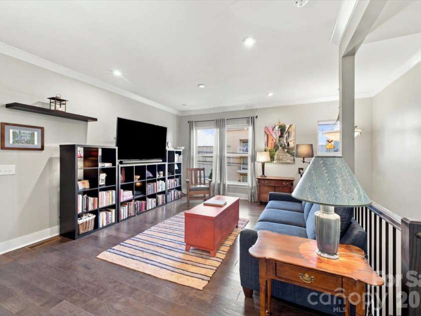 12107 Brooklyn Avenue, Charlotte, NC 28204.  MLS# CAR4434889, YatesRealty ID 56717. Main Floor Living area