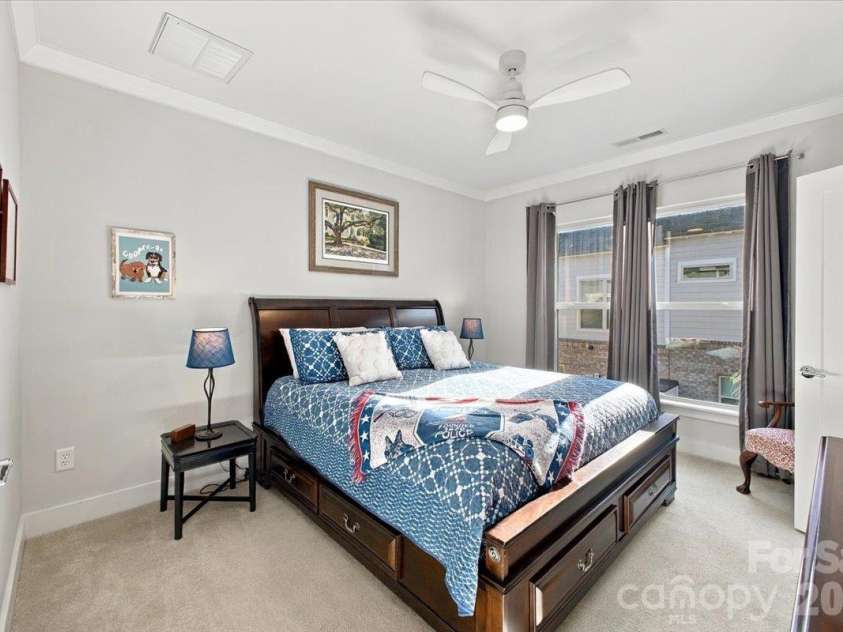 12107 Brooklyn Avenue, Charlotte, NC 28204.  MLS# CAR4434889, YatesRealty ID 56717. Primary Bedroom