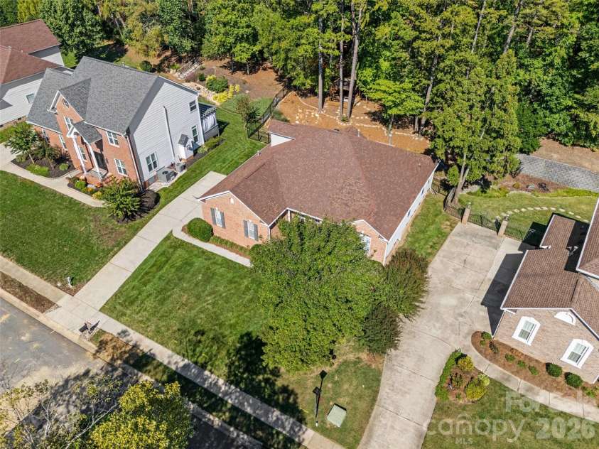 1718 Sanridge Wind Lane, Charlotte, NC 28262.  MLS# CAR4434366, YatesRealty ID 56724. 