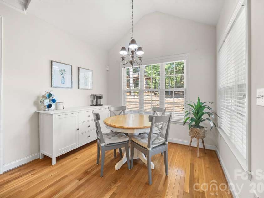 1718 Sanridge Wind Lane, Charlotte, NC 28262.  MLS# CAR4434366, YatesRealty ID 56724. Breakfast Nook Space over looking the back yard