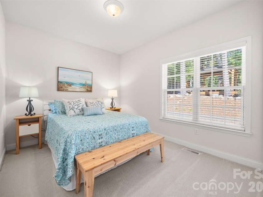1718 Sanridge Wind Lane, Charlotte, NC 28262.  MLS# CAR4434366, YatesRealty ID 56724. Guest Bedroom