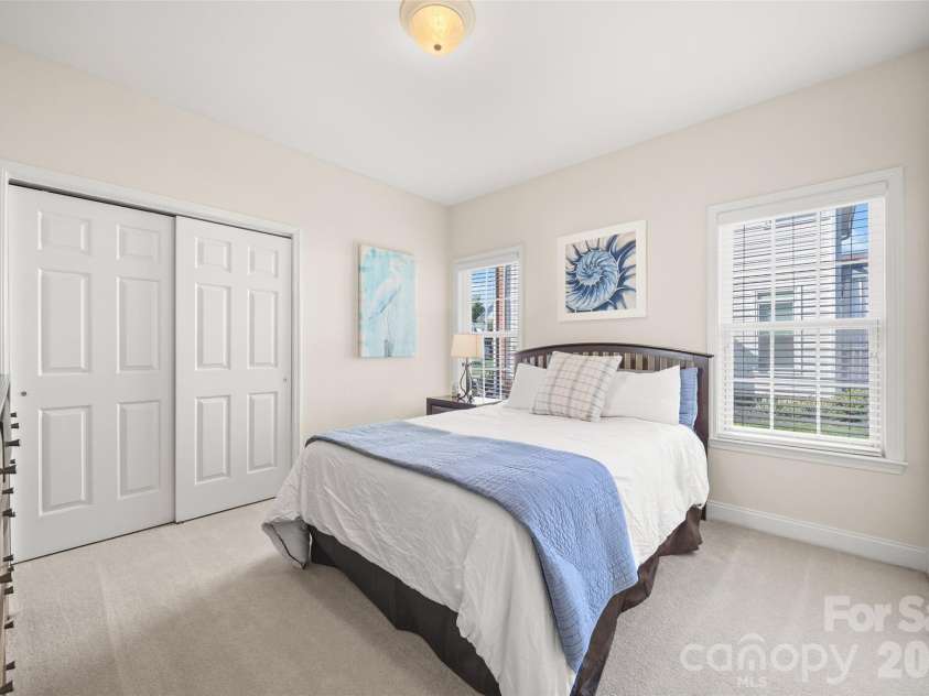 1718 Sanridge Wind Lane, Charlotte, NC 28262.  MLS# CAR4434366, YatesRealty ID 56724. Guest Bedroom