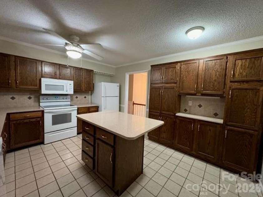 210 Faye Court, King, NC 27021.  MLS# CAR4434344, YatesRealty ID 56726. 