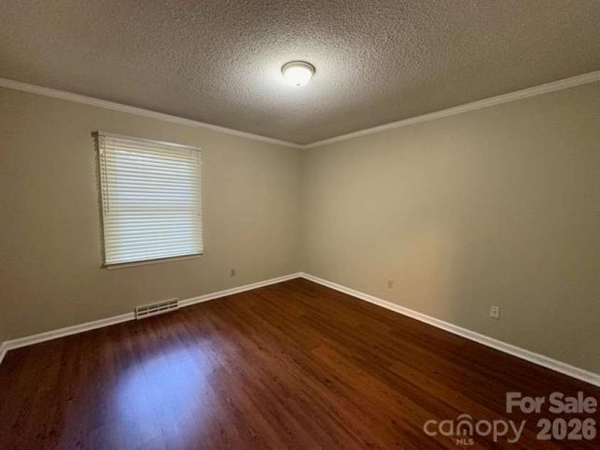 210 Faye Court, King, NC 27021.  MLS# CAR4434344, YatesRealty ID 56726. 