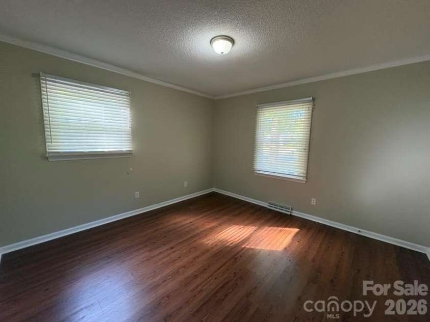 210 Faye Court, King, NC 27021.  MLS# CAR4434344, YatesRealty ID 56726. 