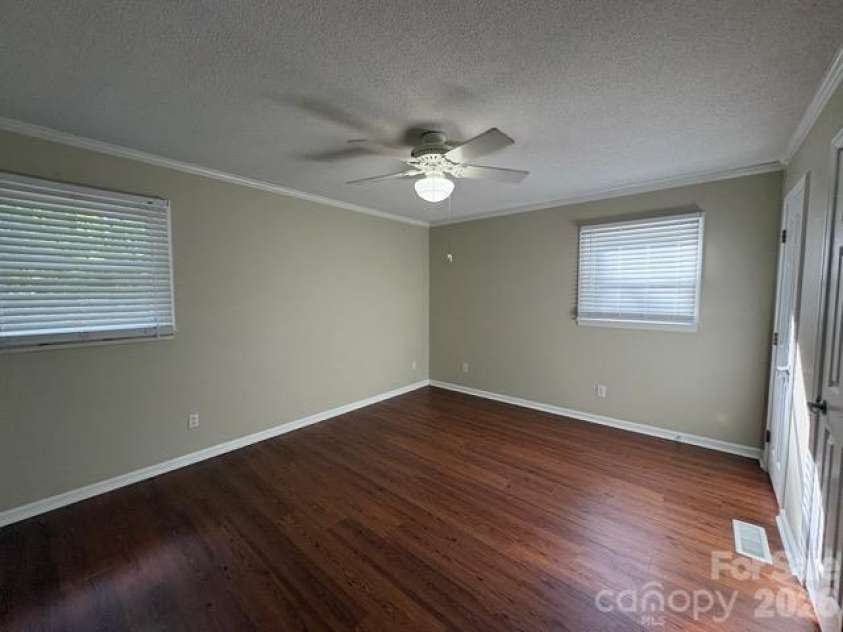 210 Faye Court, King, NC 27021.  MLS# CAR4434344, YatesRealty ID 56726. 