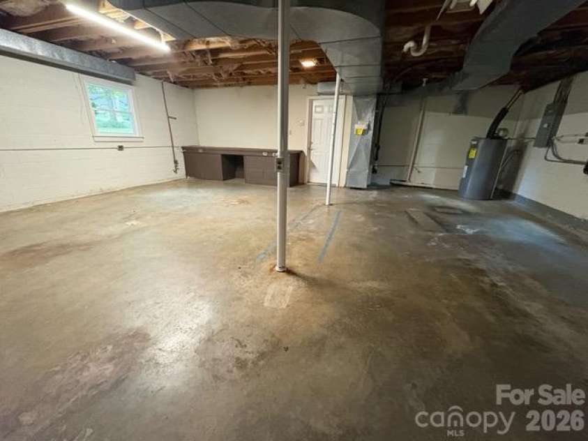 210 Faye Court, King, NC 27021.  MLS# CAR4434344, YatesRealty ID 56726. 
