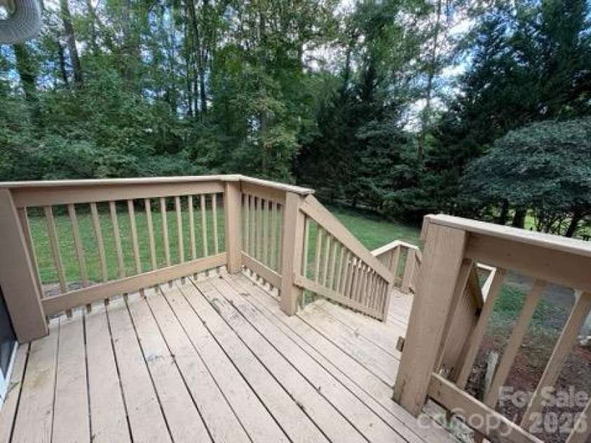 210 Faye Court, King, NC 27021.  MLS# CAR4434344, YatesRealty ID 56726. 