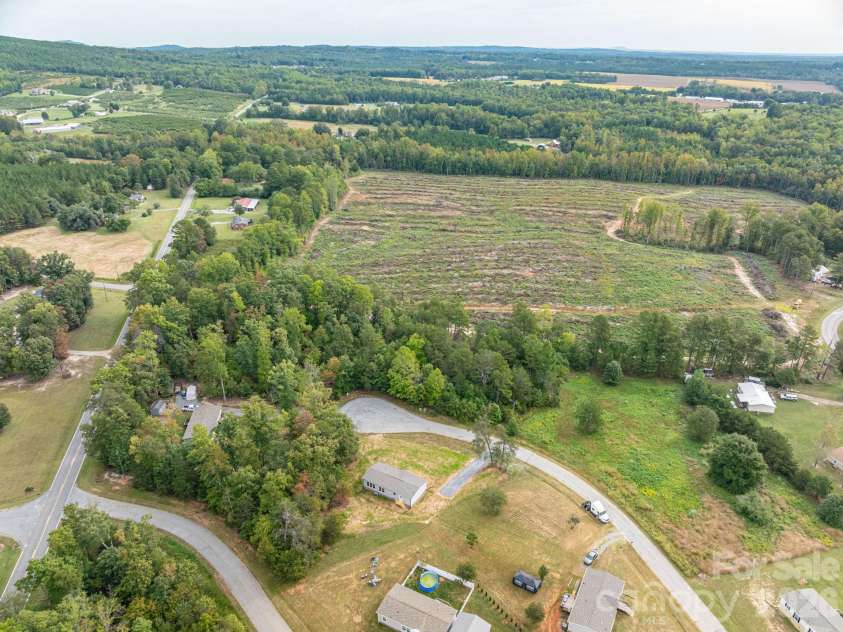 207 Grassy Field Court, Lawndale, NC 28090.  MLS# CAR4433658, YatesRealty ID 56728. 