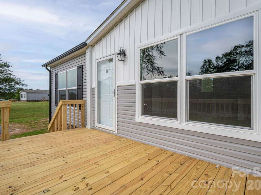 207 Grassy Field Court, Lawndale, NC 28090.  MLS# CAR4433658, YatesRealty ID 56728. 