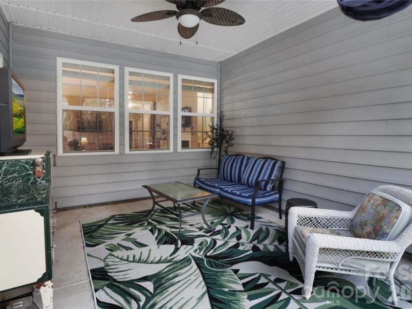 1929 Napa Valley Drive, Waxhaw, NC 28173.  MLS# CAR4434691, YatesRealty ID 56729. Screened In Patio