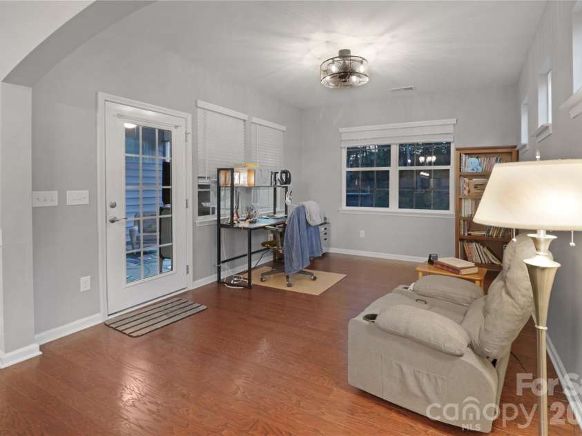 1929 Napa Valley Drive, Waxhaw, NC 28173.  MLS# CAR4434691, YatesRealty ID 56729. Sunroom