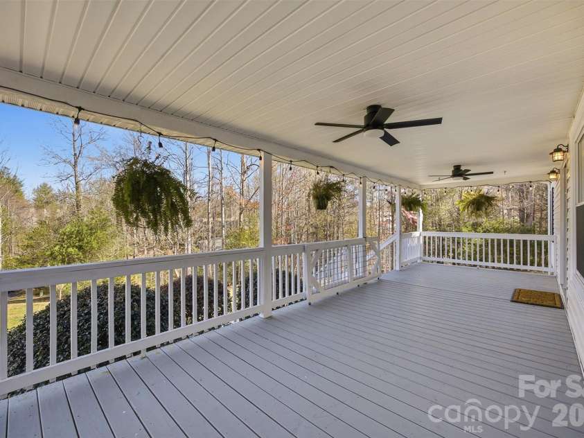 3053 Dalton Drive, Morganton, NC 28655.  MLS# CAR4358592, YatesRealty ID 5673. Front Porch