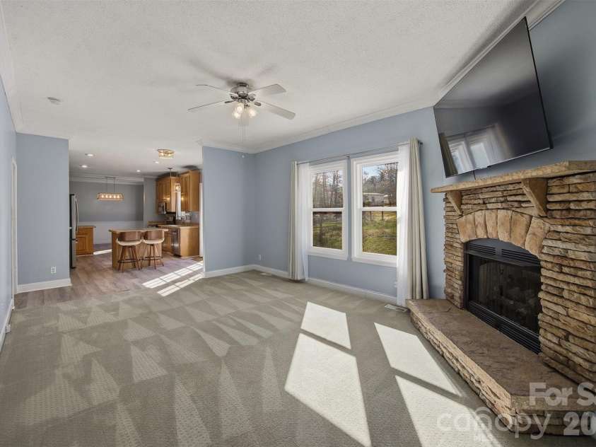 3053 Dalton Drive, Morganton, NC 28655.  MLS# CAR4358592, YatesRealty ID 5673. Living Room