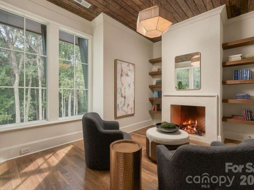122 Lansdowne Road, Charlotte, NC 28270.  MLS# CAR4431466, YatesRealty ID 56733. 