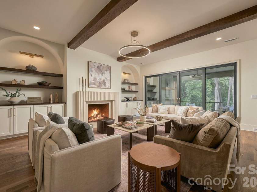 122 Lansdowne Road, Charlotte, NC 28270.  MLS# CAR4431466, YatesRealty ID 56733. 