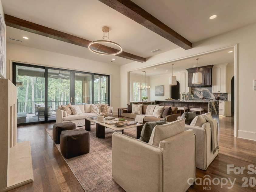 122 Lansdowne Road, Charlotte, NC 28270.  MLS# CAR4431466, YatesRealty ID 56733. 