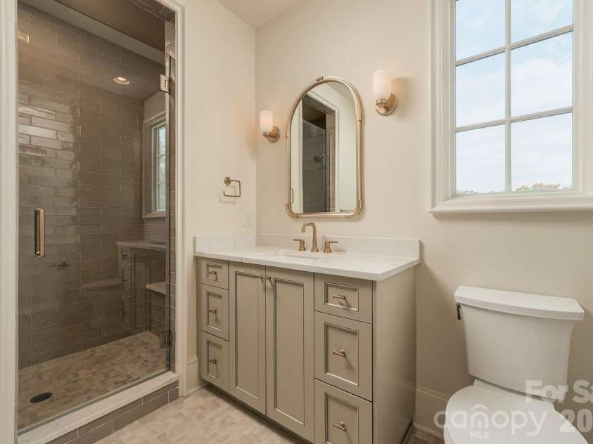 122 Lansdowne Road, Charlotte, NC 28270.  MLS# CAR4431466, YatesRealty ID 56733. 