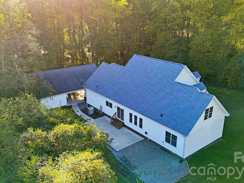 151 Robertson Drive, Taylorsville, NC 28681.  MLS# CAR4433721, YatesRealty ID 56738. 