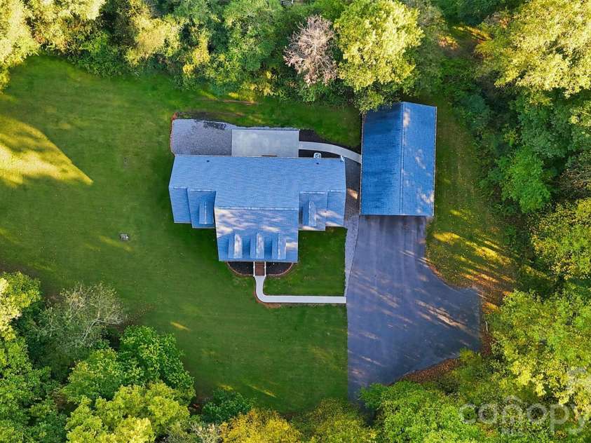 151 Robertson Drive, Taylorsville, NC 28681.  MLS# CAR4433721, YatesRealty ID 56738. 