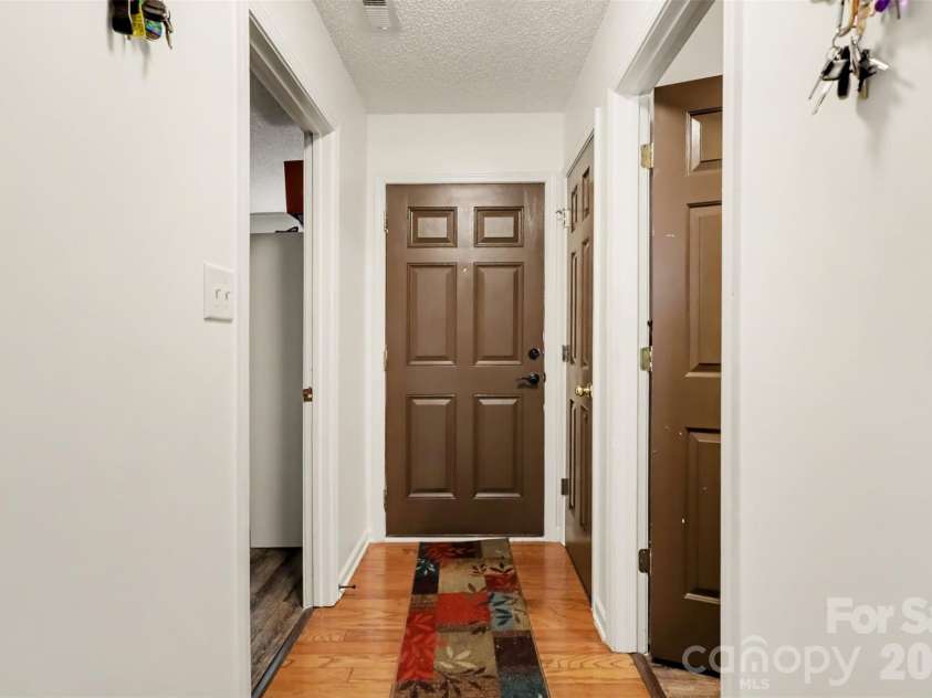 6950 Silver Garden Lane, Charlotte, NC 28216.  MLS# CAR4434533, YatesRealty ID 56739. 