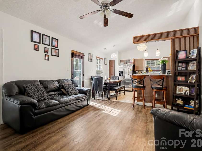 6950 Silver Garden Lane, Charlotte, NC 28216.  MLS# CAR4434533, YatesRealty ID 56739. 