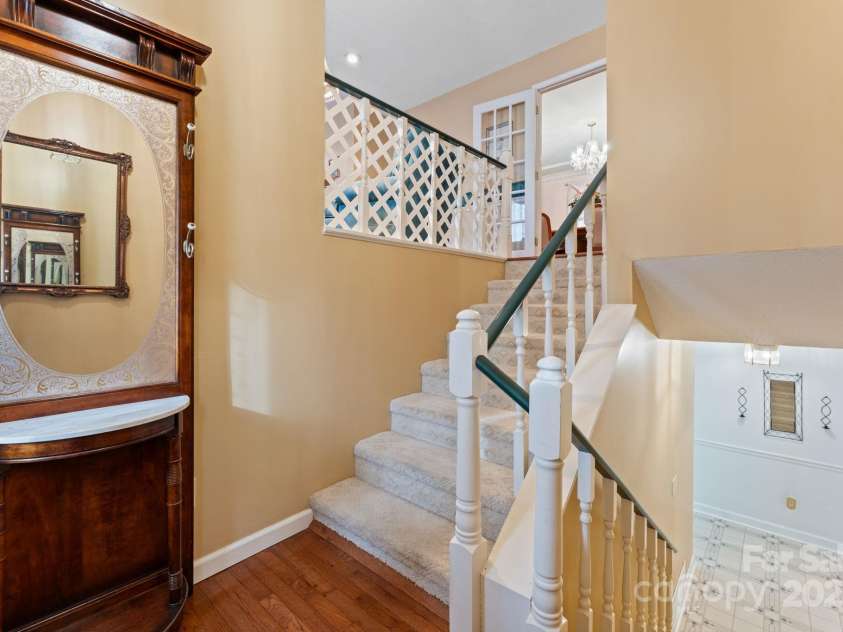184 Trimont Mountain Road, Franklin, NC 28734.  MLS# CAR4332849, YatesRealty ID 5674. 