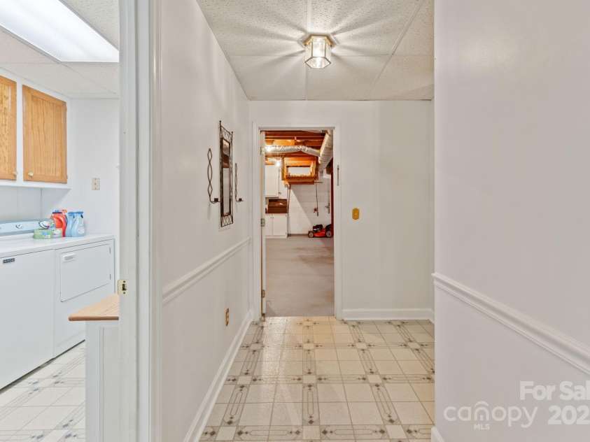 184 Trimont Mountain Road, Franklin, NC 28734.  MLS# CAR4332849, YatesRealty ID 5674. 