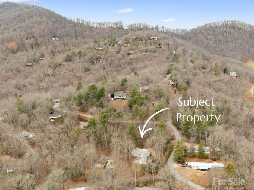 184 Trimont Mountain Road, Franklin, NC 28734.  MLS# CAR4332849, YatesRealty ID 5674. 