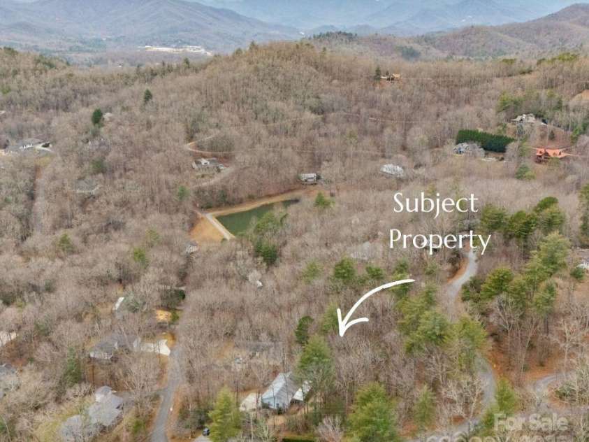 184 Trimont Mountain Road, Franklin, NC 28734.  MLS# CAR4332849, YatesRealty ID 5674. 