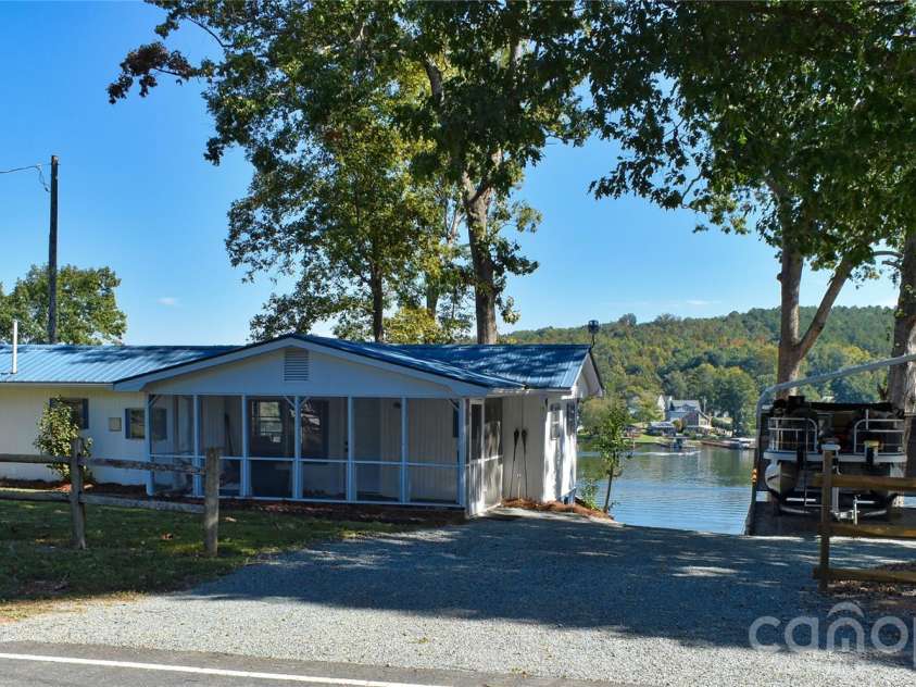 1026 Pinehaven Drive, Badin Lake, NC 28127.  MLS# CAR4434497, YatesRealty ID 56741. 