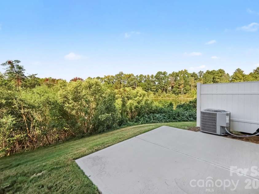 6233 Cutwater Circle, Charlotte, NC 28269.  MLS# CAR4430357, YatesRealty ID 56743. 