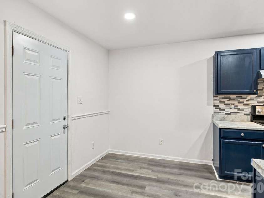 5333 Esther Lane, Charlotte, NC 28214.  MLS# CAR4398056, YatesRealty ID 56746. 
