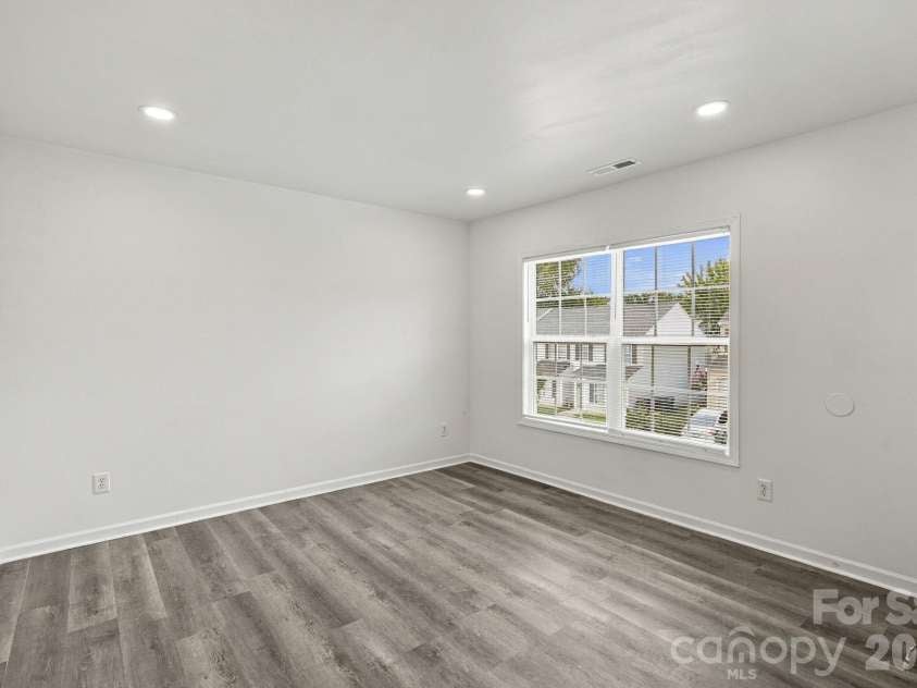 5333 Esther Lane, Charlotte, NC 28214.  MLS# CAR4398056, YatesRealty ID 56746. 