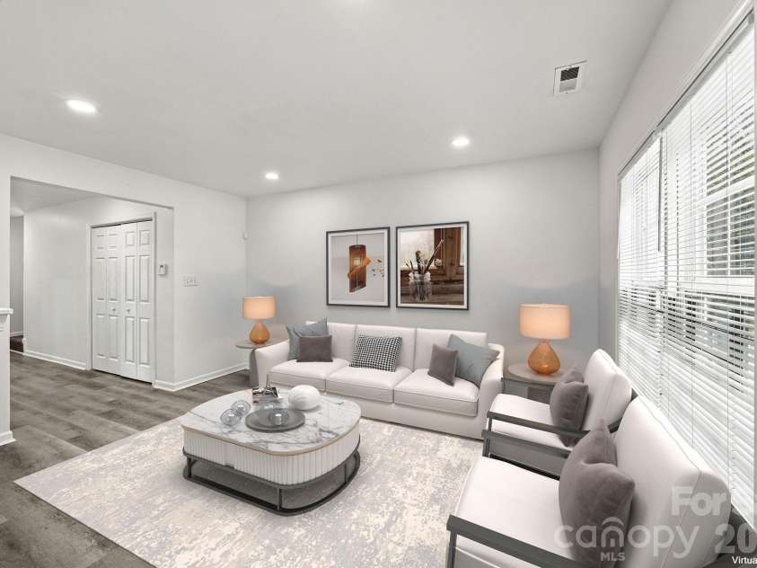 5333 Esther Lane, Charlotte, NC 28214.  MLS# CAR4398056, YatesRealty ID 56746. Virtual Stage