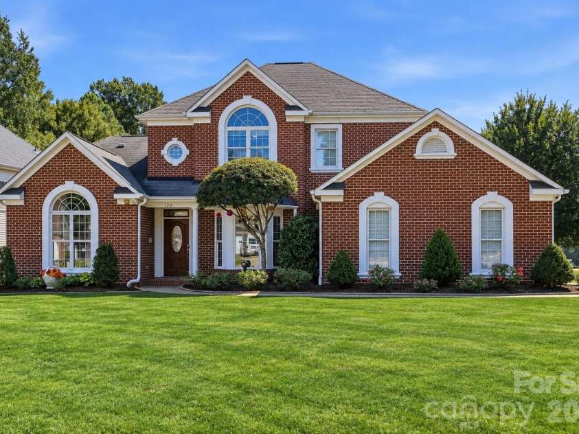120 Harris Farm Road, Mooresville, NC 28115.  MLS# CAR4430555, YatesRealty ID 56747. 