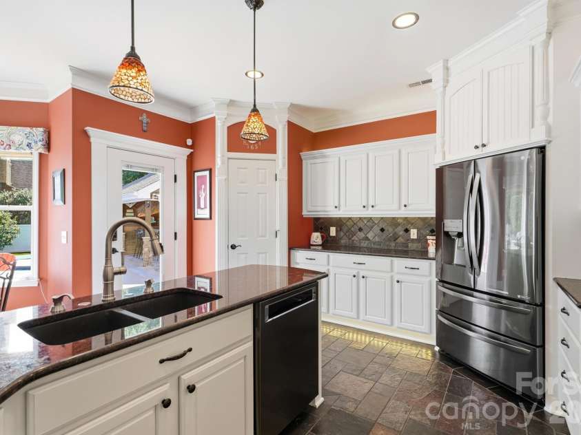 120 Harris Farm Road, Mooresville, NC 28115.  MLS# CAR4430555, YatesRealty ID 56747. 