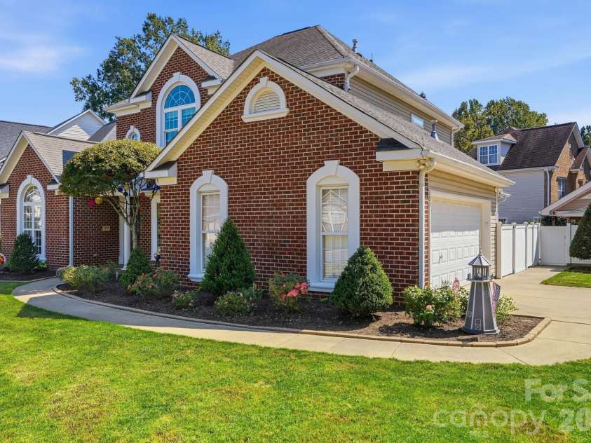 120 Harris Farm Road, Mooresville, NC 28115.  MLS# CAR4430555, YatesRealty ID 56747. 