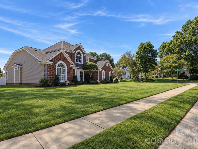 120 Harris Farm Road, Mooresville, NC 28115.  MLS# CAR4430555, YatesRealty ID 56747. Positioned majestically on a corner lot.