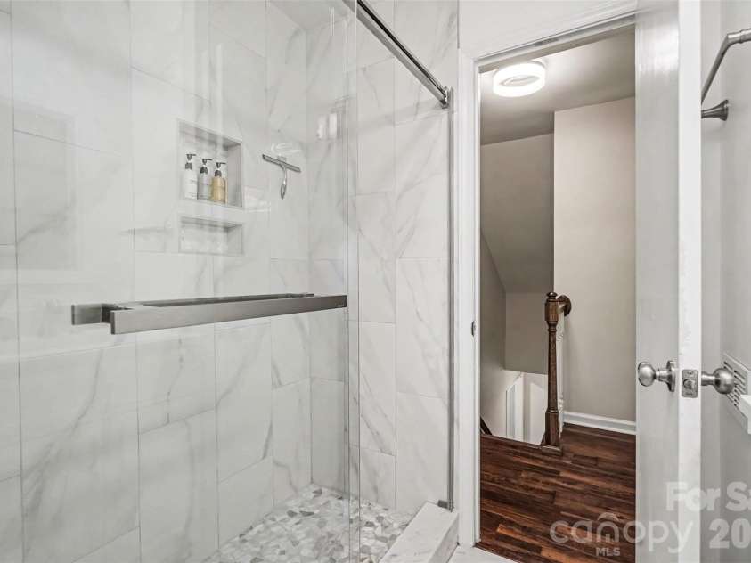 11538 Gelding Drive, Charlotte, NC 28215.  MLS# CAR4422682, YatesRealty ID 56750. 