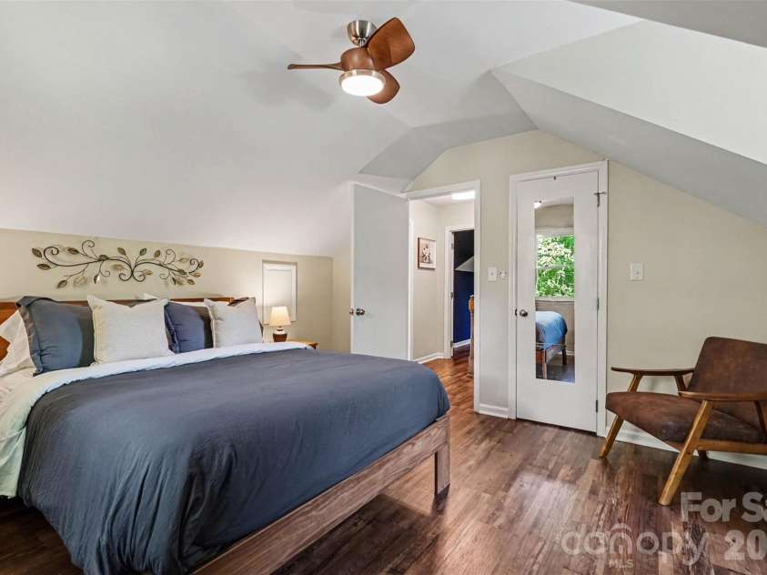 11538 Gelding Drive, Charlotte, NC 28215.  MLS# CAR4422682, YatesRealty ID 56750. Third bedroom is upstairs